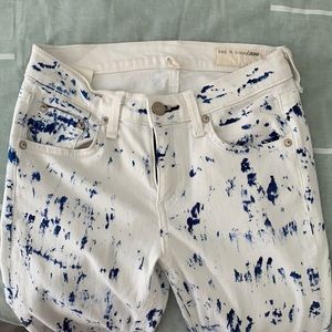 Rag and Bone white skinny jeans w blue splatter